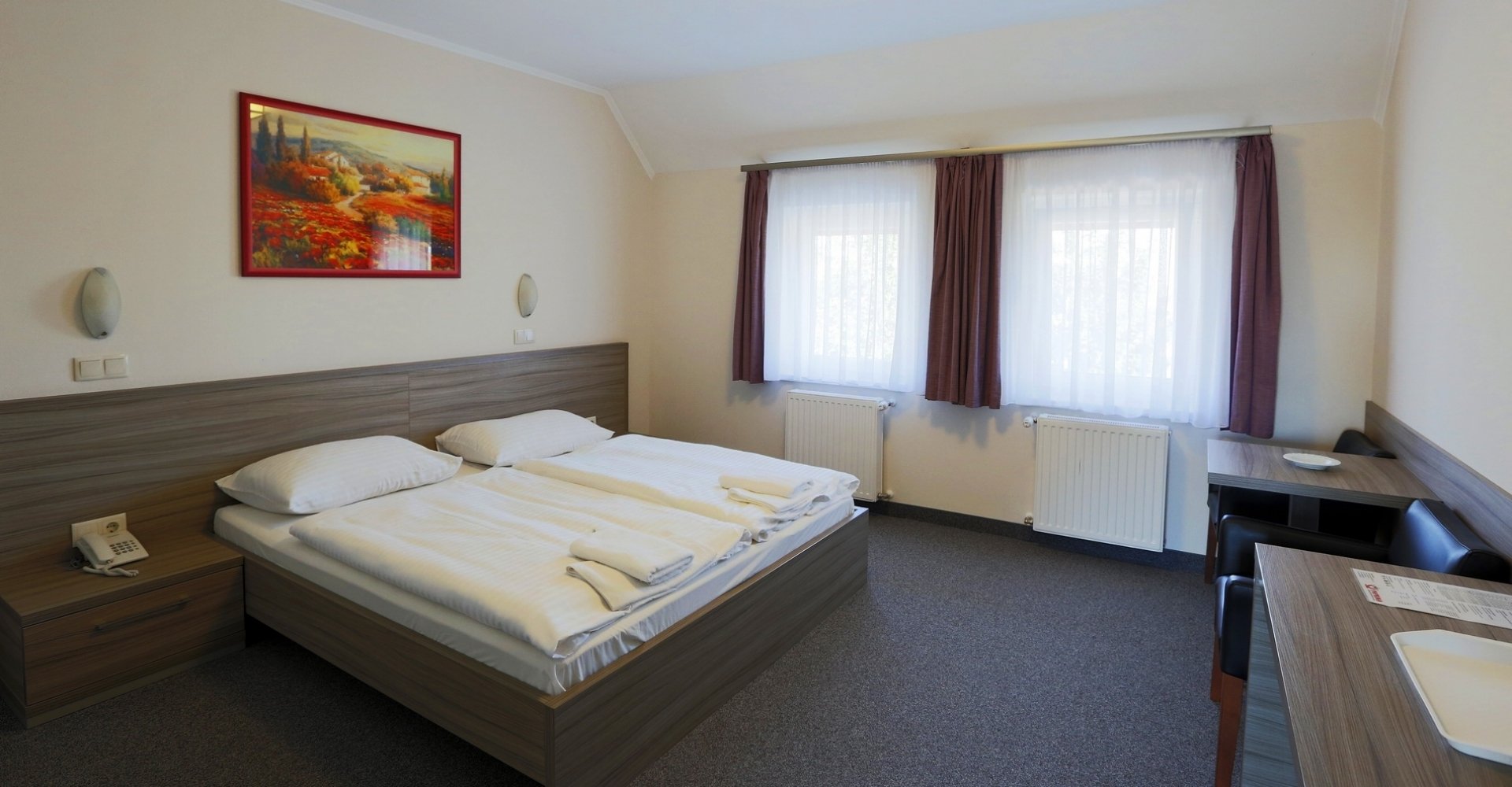 Paprika M1 Hotel az M1es autópálya mellett Hegyeshalom